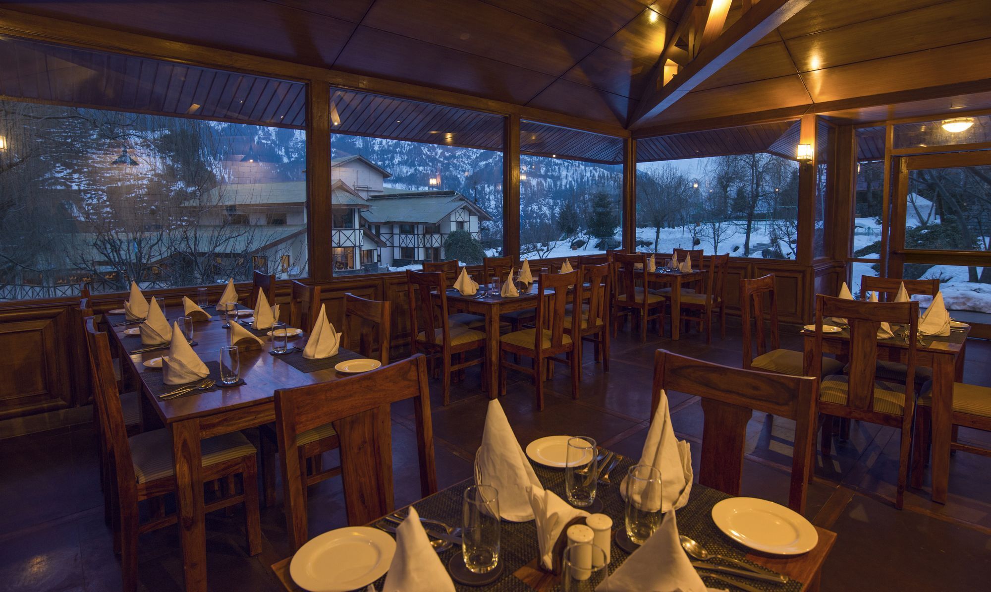 Solang Valley Resort Palchān Kültér fotó