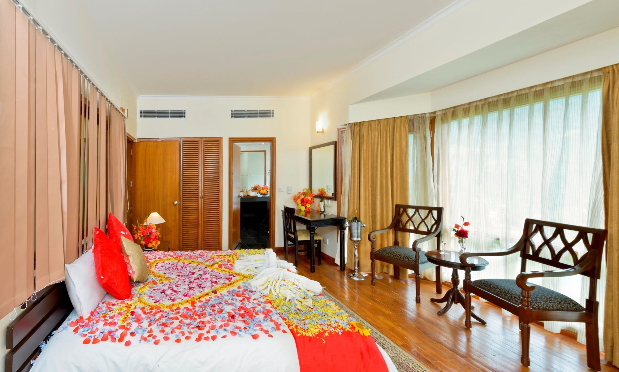 Solang Valley Resort Palchān Kültér fotó