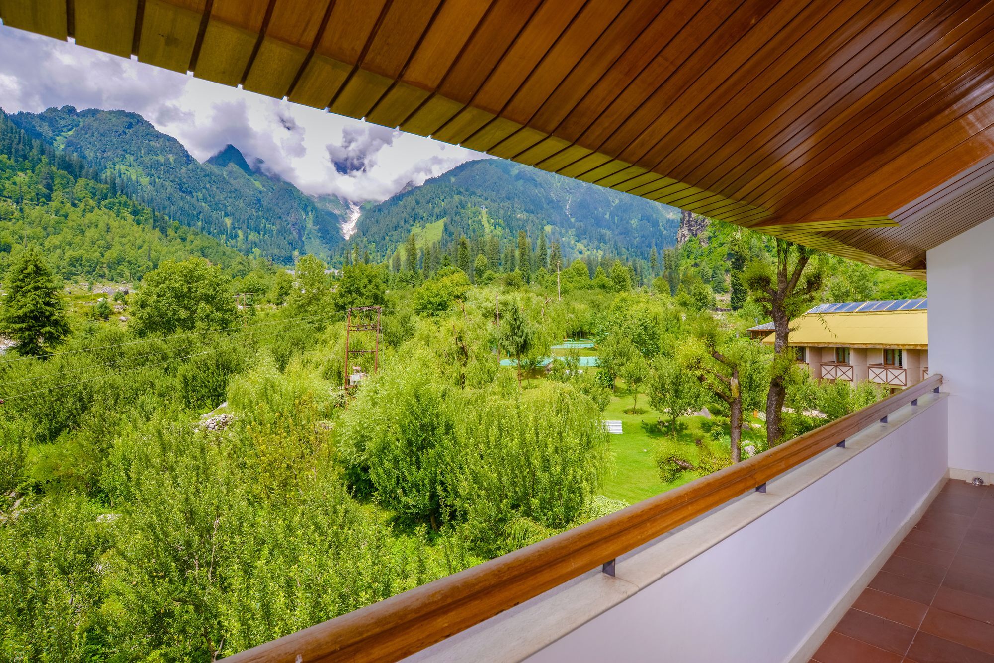 Solang Valley Resort Palchān Kültér fotó