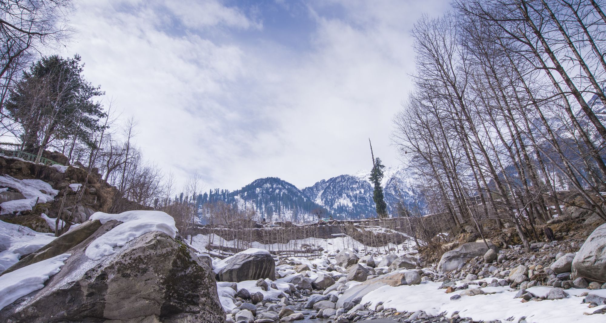 Solang Valley Resort Palchān Kültér fotó